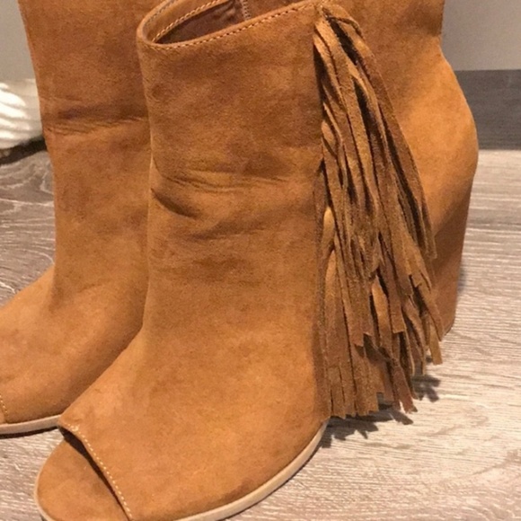 Big Buddha Shoes - 🚨Final!💗 Fringe Peep Toe Wedges 💖